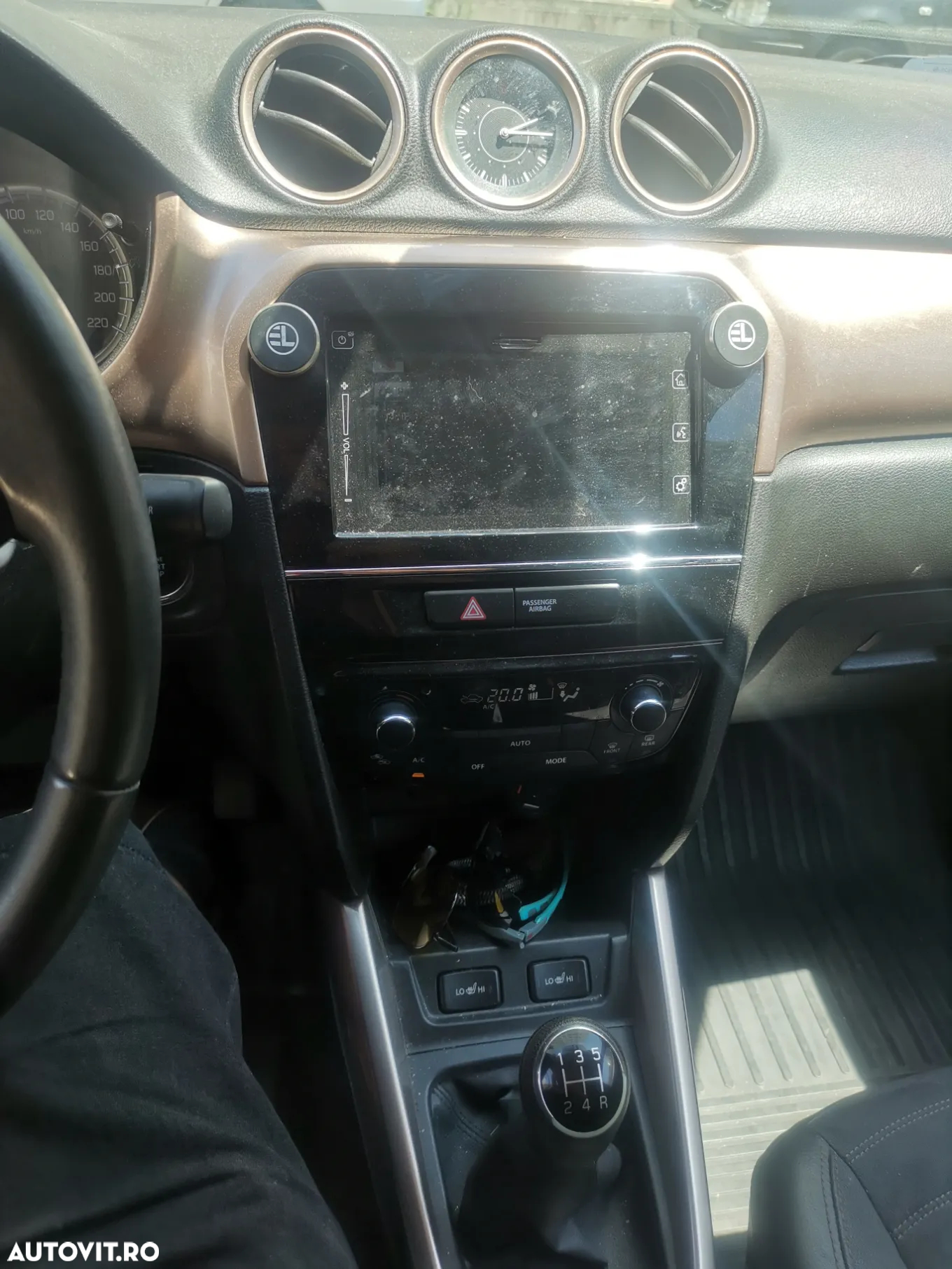 Suzuki Vitara 1.6 Spirit - 24