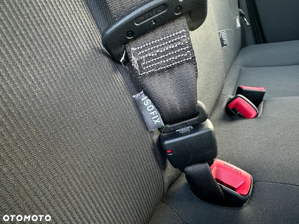Toyota Yaris - 19