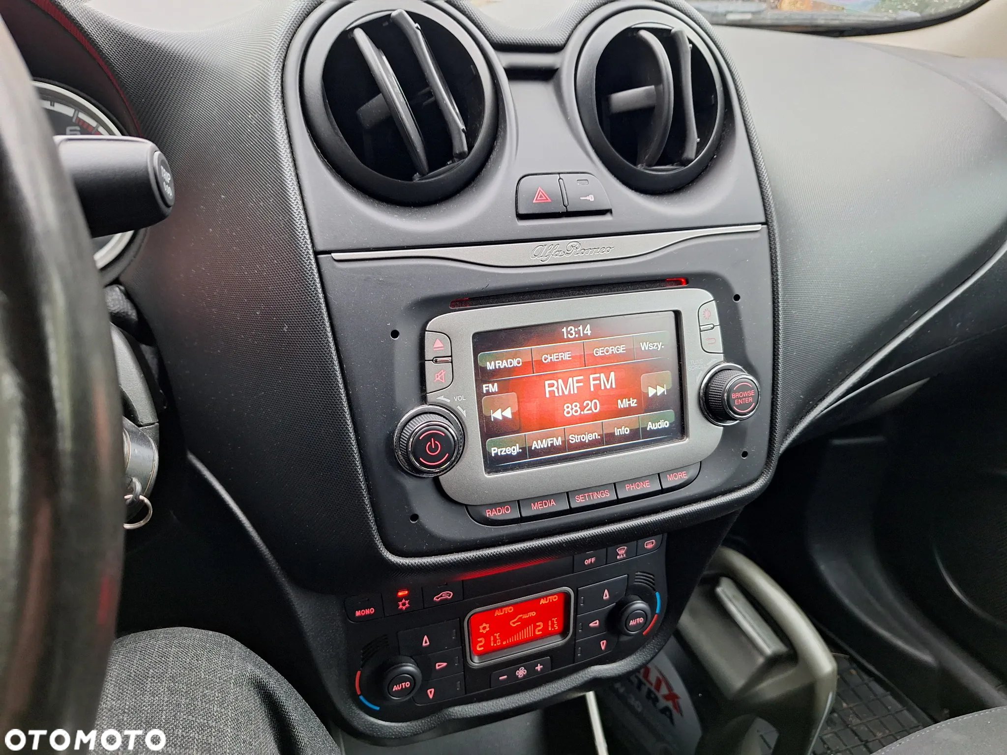 Alfa Romeo Mito 0.9 8V Turbo Twinair Super - 10