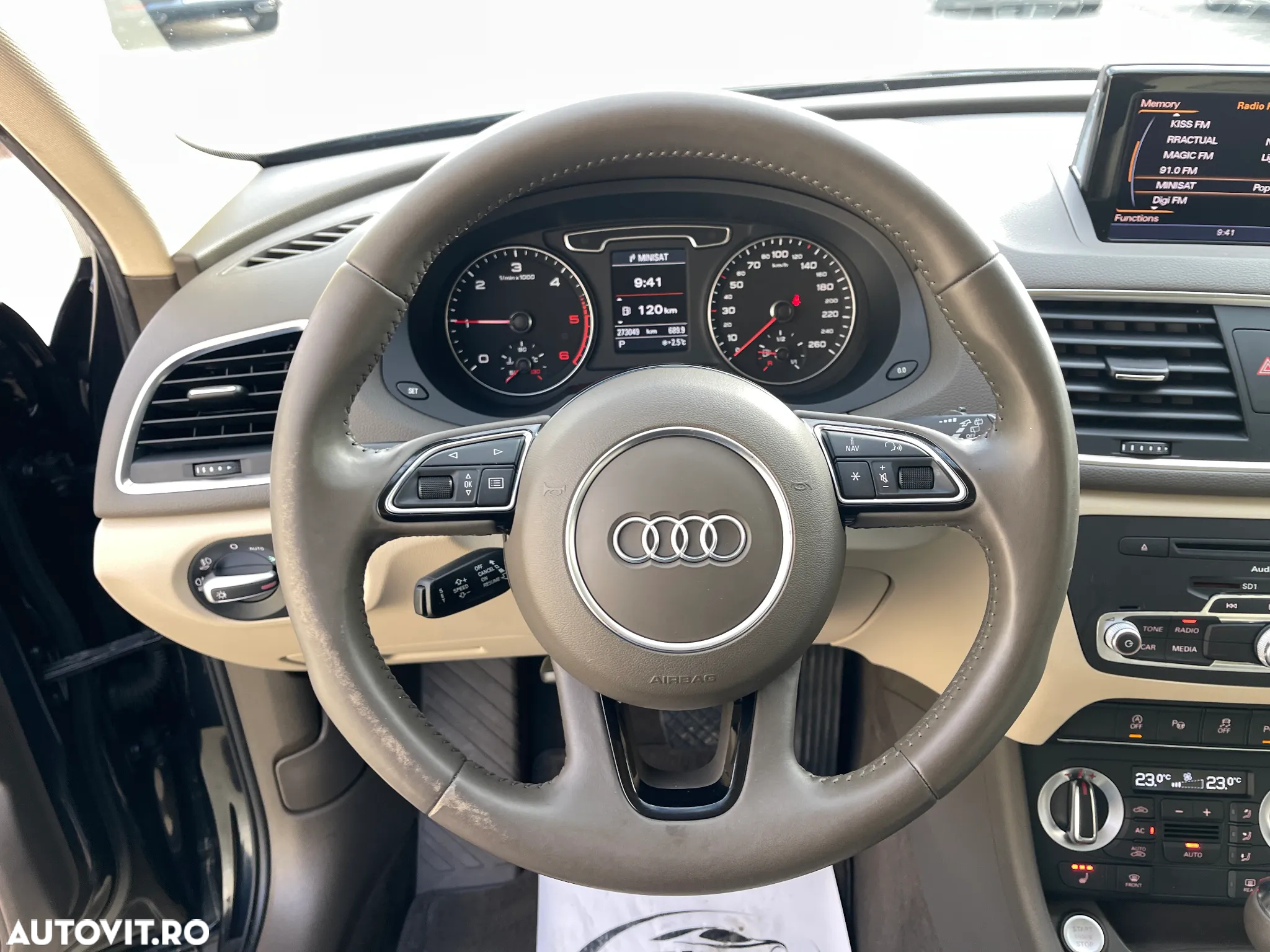 Audi Q3 2.0 TDI Quattro S tronic - 38