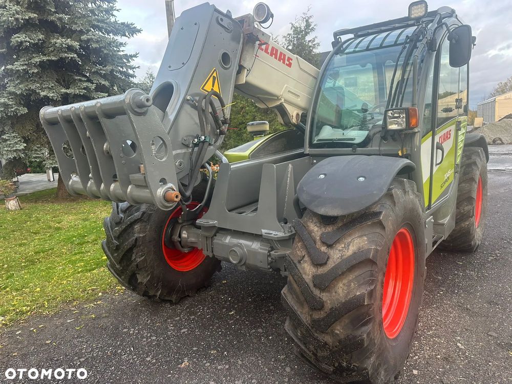 Claas Scorpion 7045 Plus - 5