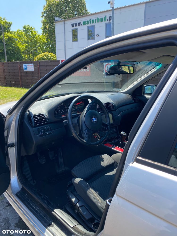 BMW Seria 3 318i - 6