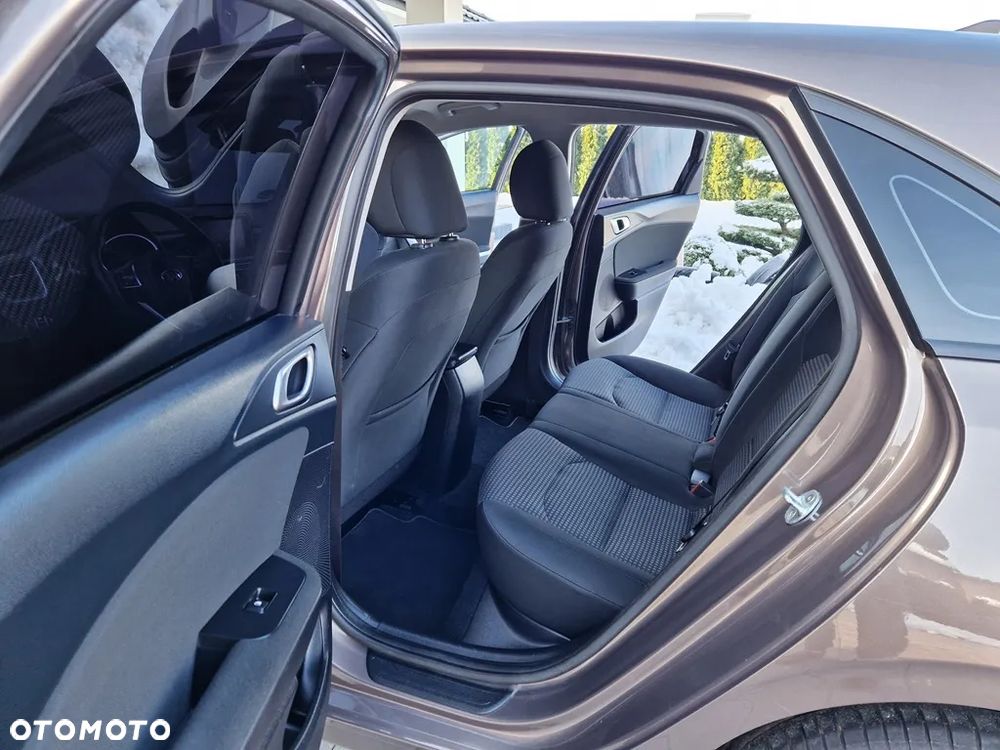 Kia Ceed 1.4 CVVT Edition 7 - 21