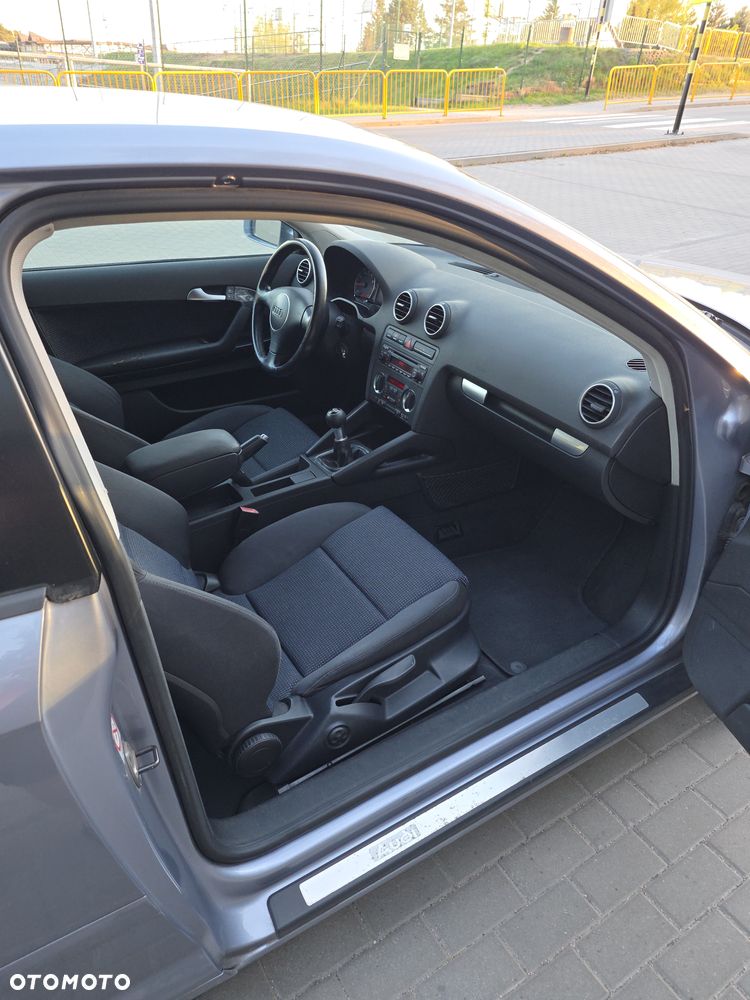 Audi A3 3-drzwiowe 1.6 S Line Sportpaket plus - 10