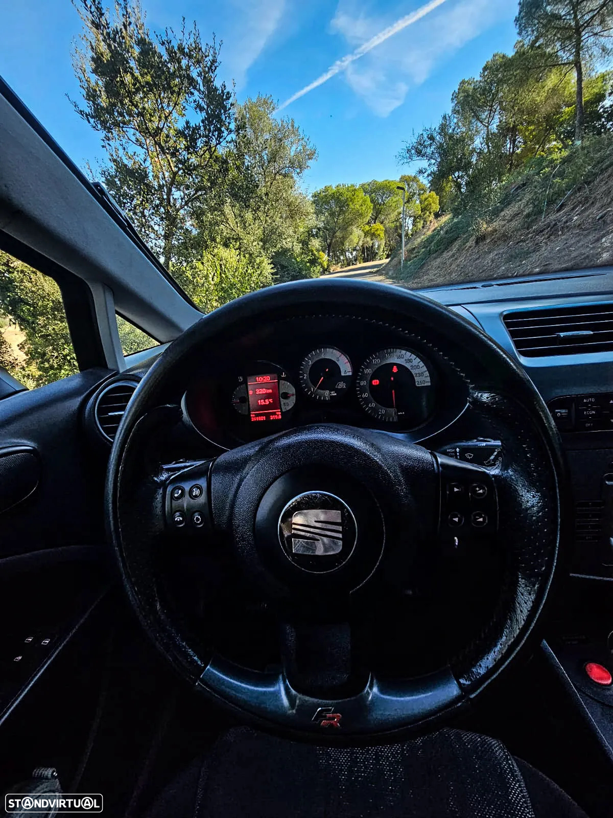 SEAT Leon 2.0 TDI DPF FR - 8