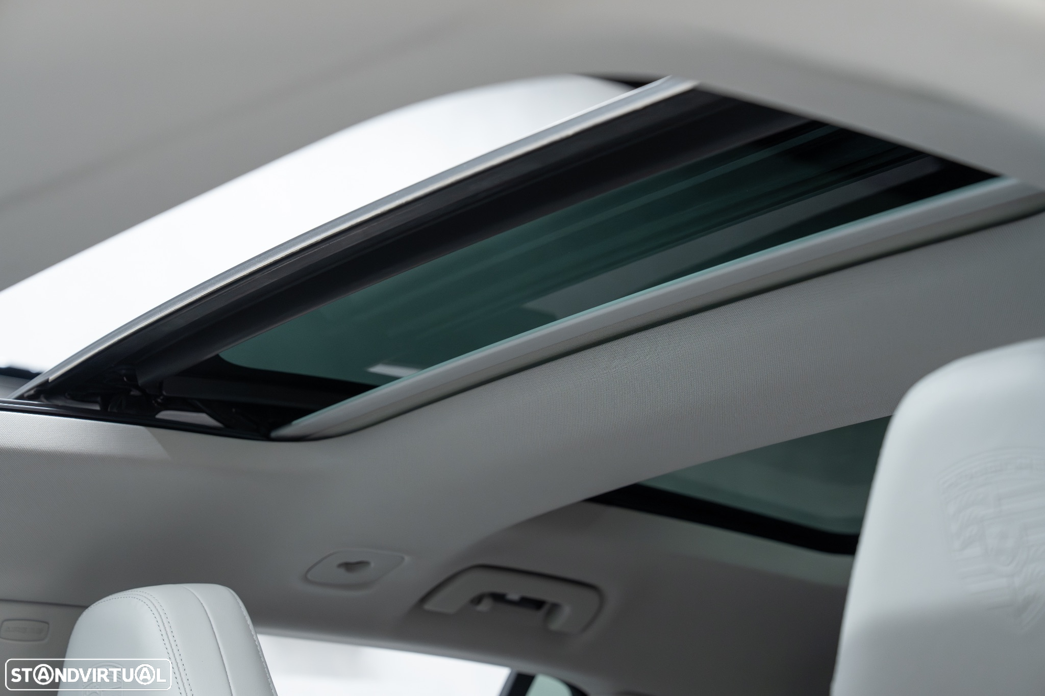 Porsche Panamera Sport Turismo 4 E-Hybrid Platinum Edition PDLS - 27