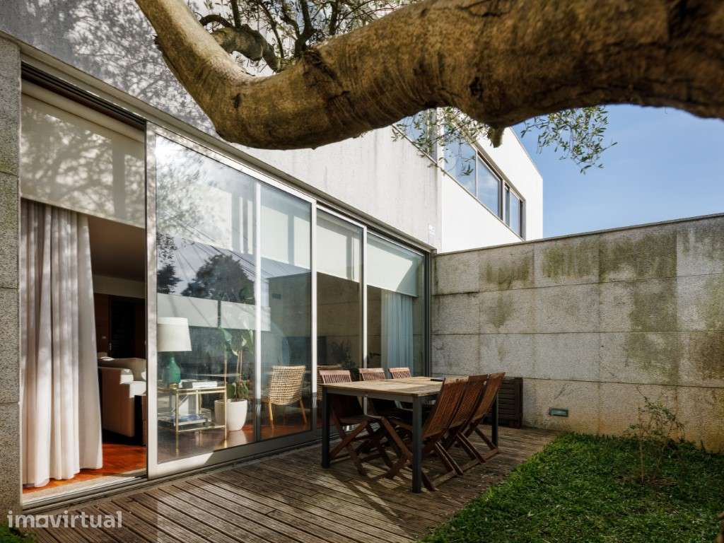 Moradia V3 com jardim em Leça da Palmeira - Grande imagem: 2/17