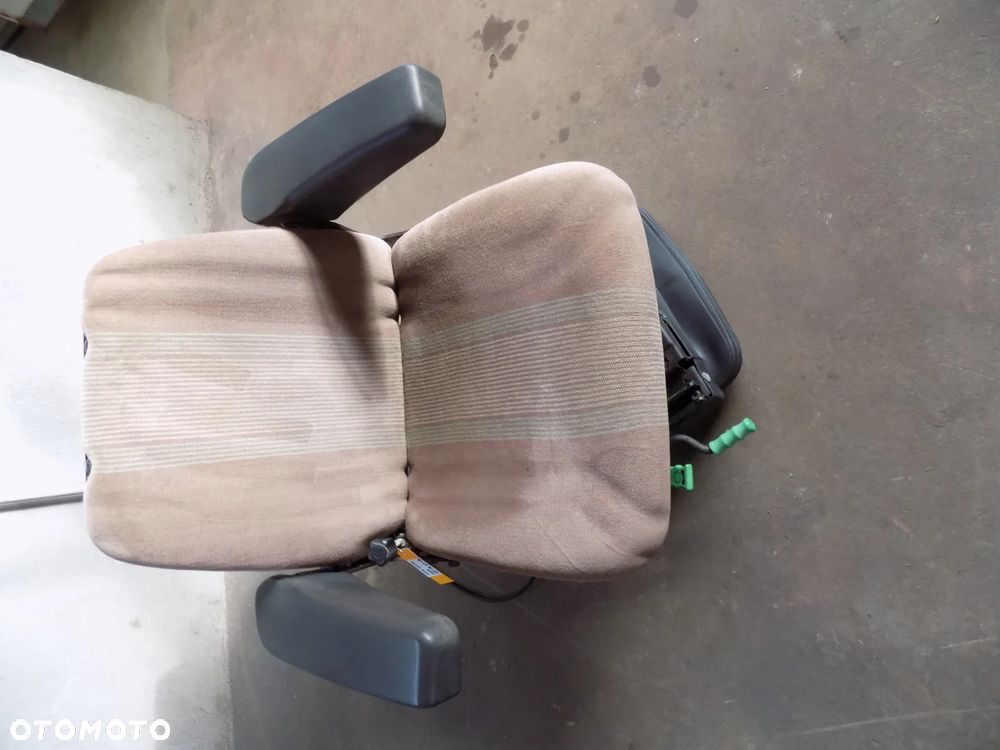 John Deere 6000 kabina licznik serownik ehr fotel plastik obudowa nagrzewnica kanał  6800 6400 - 21