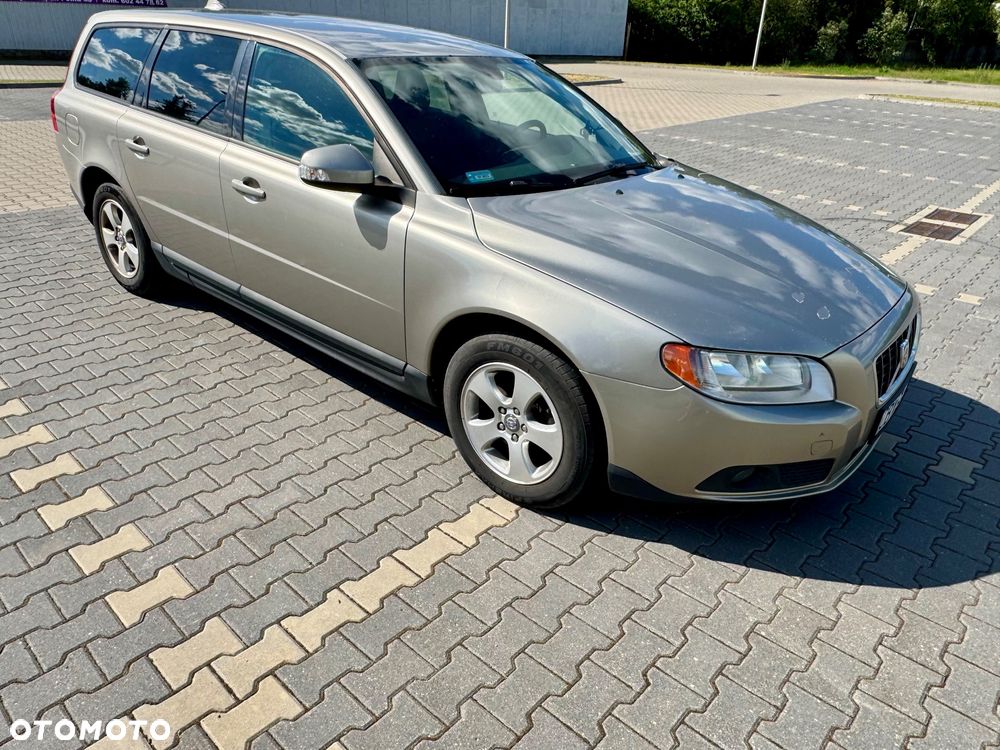 Volvo V70 2.0D Kinetic - 4