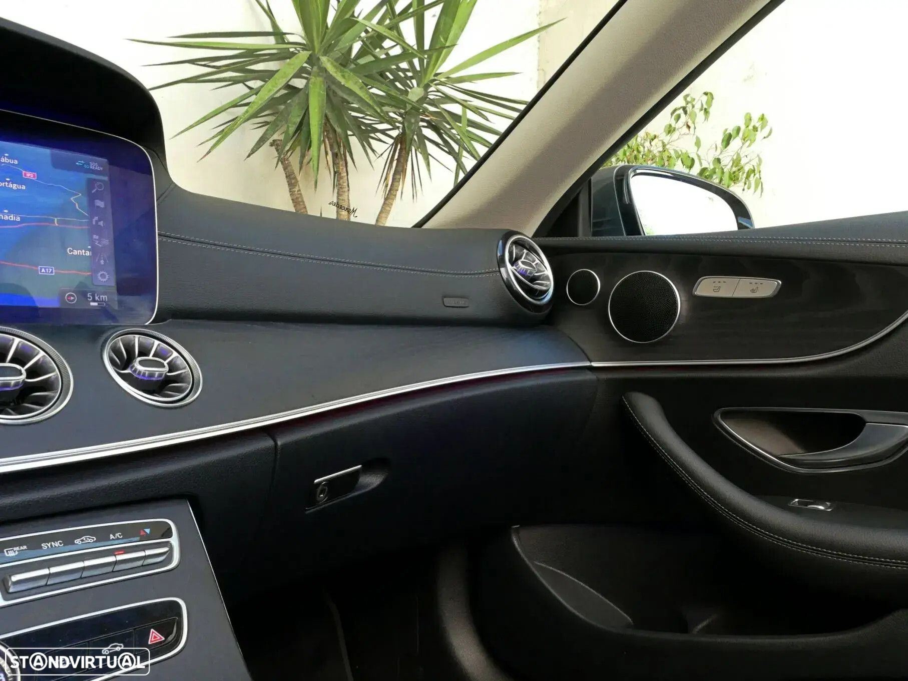 Mercedes-Benz E 200 Aut. - 28