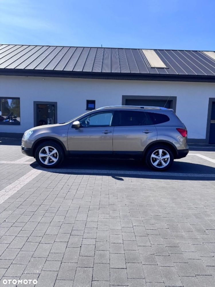 Nissan Qashqai+2 - 4