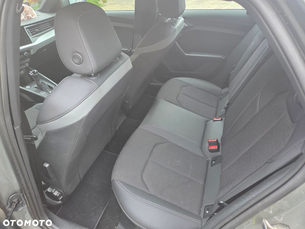 Audi A1 Sportback 30 TFSI S tronic S line - 28