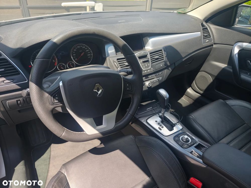 Renault Laguna 3.0 dCi V6 Initiale Euro5 - 8