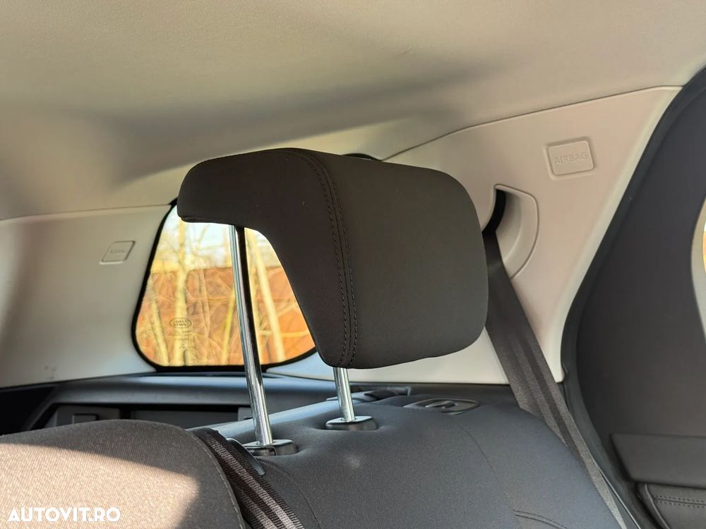 Land Rover Discovery Sport - 22