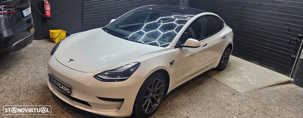 Tesla Model 3 Standard Range Plus RWD - 2