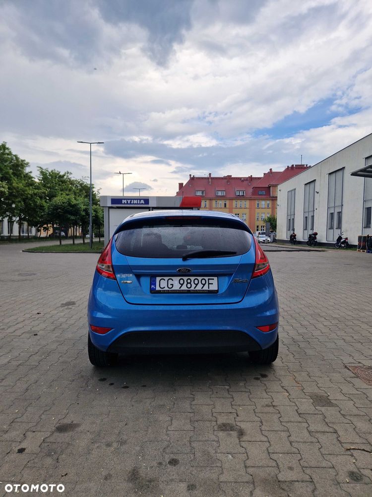 Ford Fiesta - 4