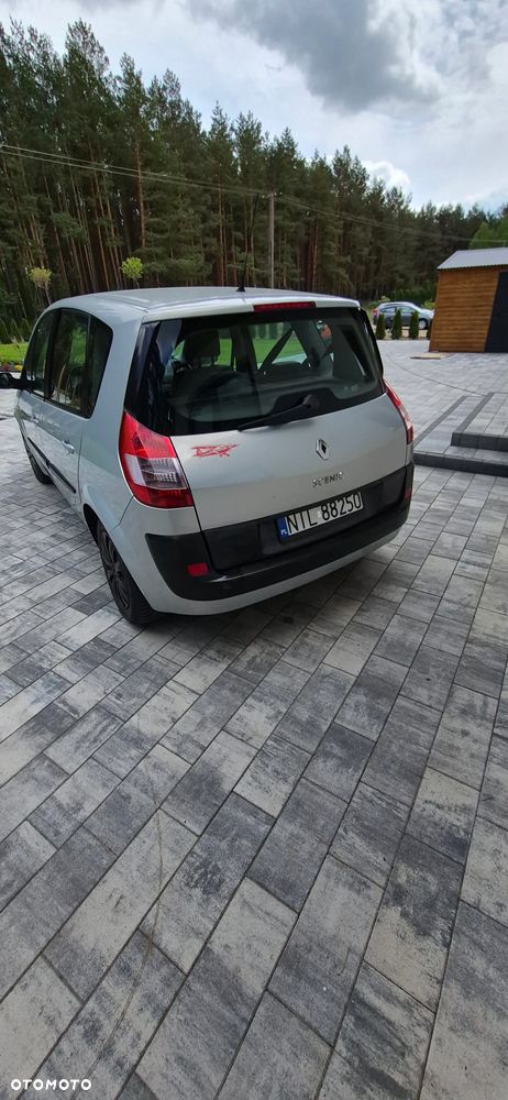 Renault Scenic 1.6 Confort Expression - 4