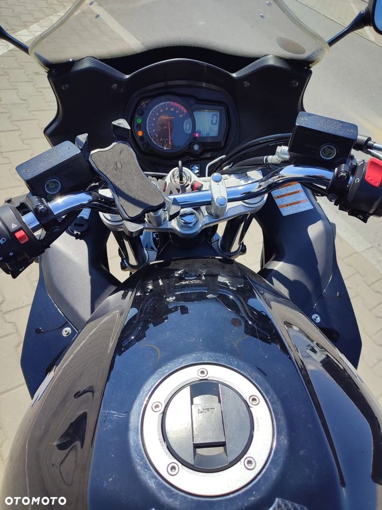 Suzuki GSX - 8