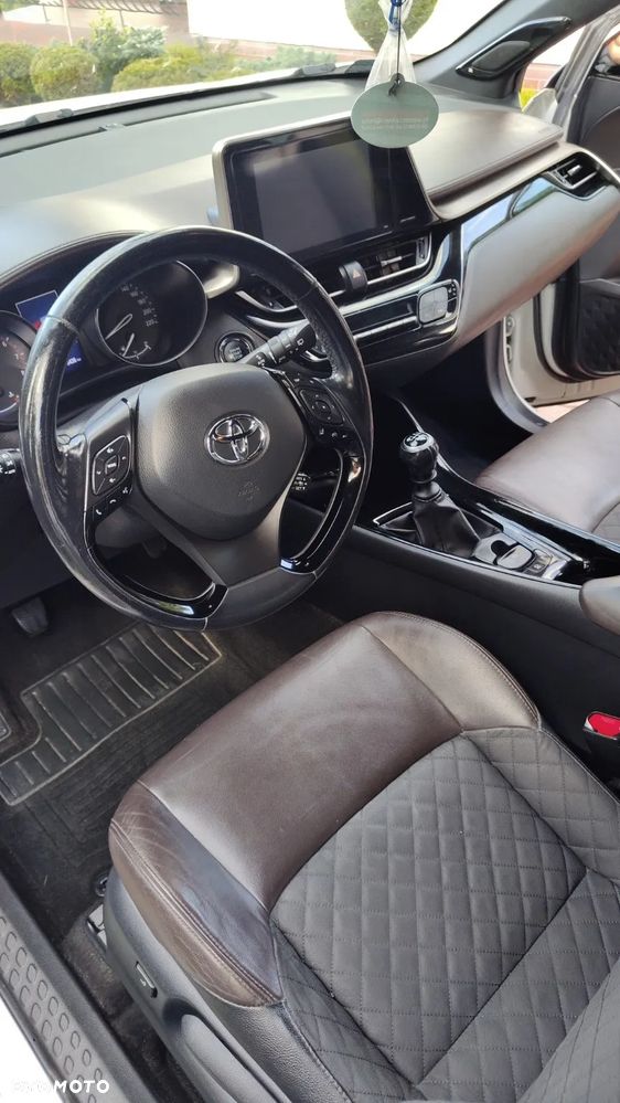 Toyota C-HR 1.2 T GPF Prestige - 10