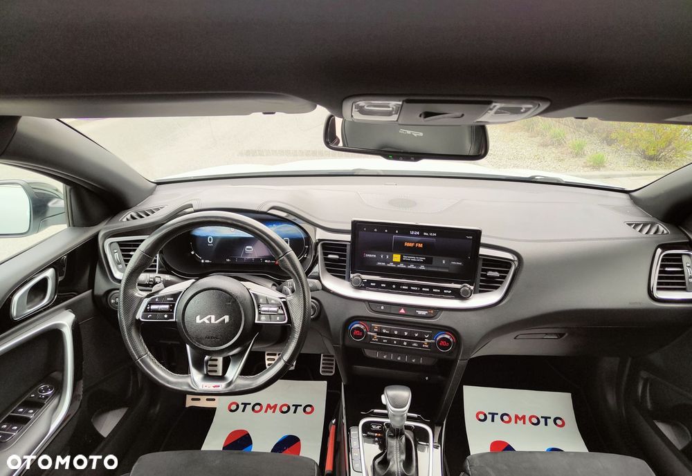 Kia ProCeed 1.5 T-GDI DCT7 OPF GT LINE - 16