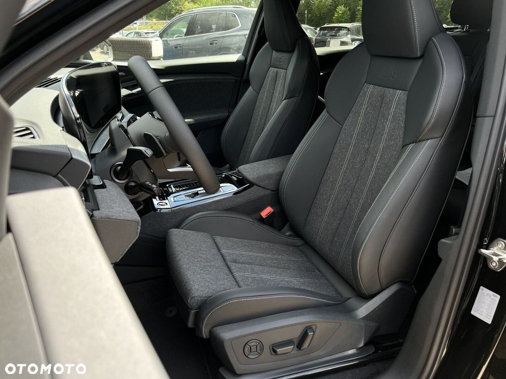 Audi Q6 e-tron - 25