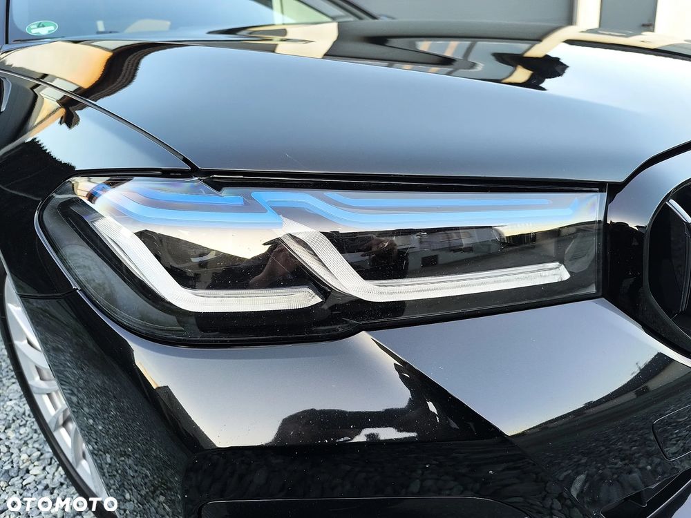 BMW Seria 5 530d xDrive M Sport Edition - 14