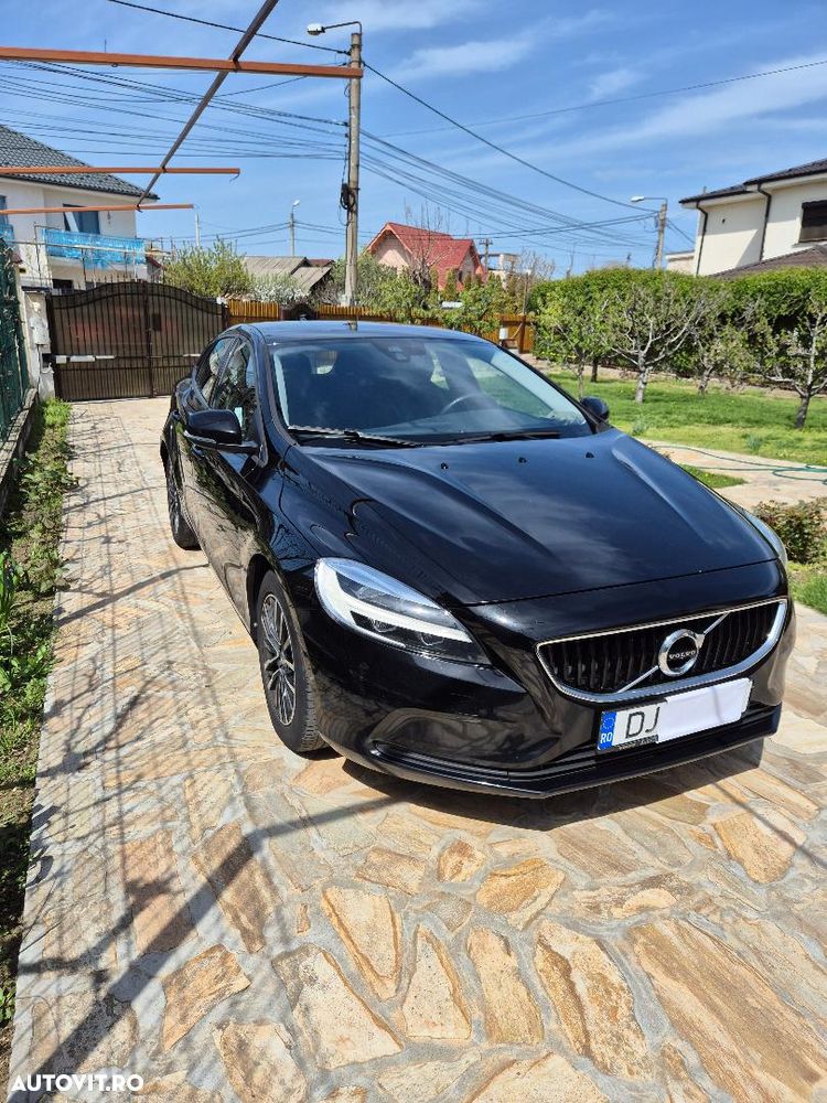 Volvo V40 D3 Aut. Momentum - 6