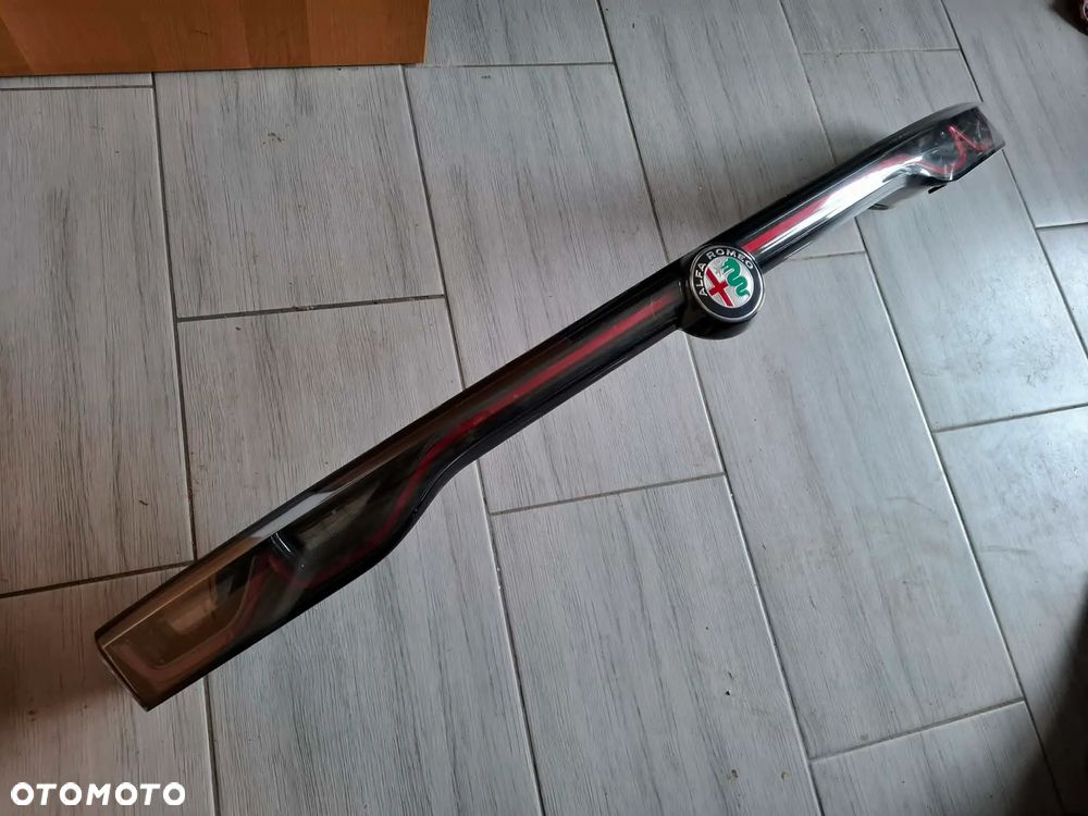 BLENDA TYLNA TYŁ ALFA ROMEO TONALE IDEALNA - 3