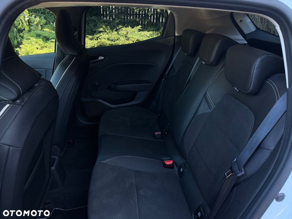 Renault Clio BLUE dCi 85 BUSINESS EDITION - 22