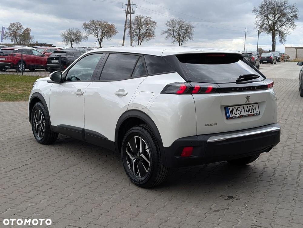 Peugeot 2008 PureTech 130 Active - 11