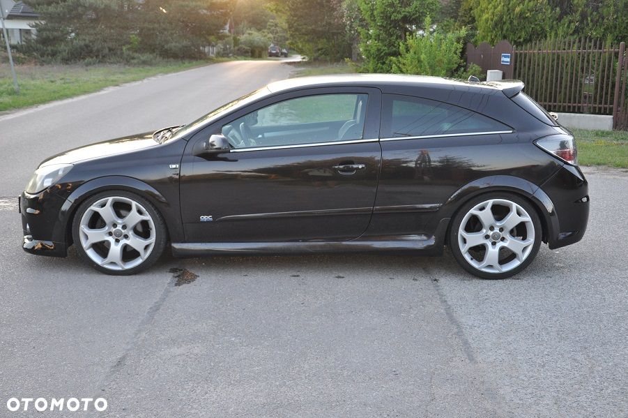 Opel Astra 1.9 CDTI Cosmo - 2