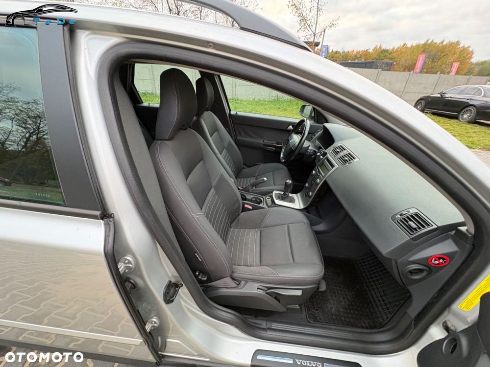 Volvo V50 1.6D Summum - 22