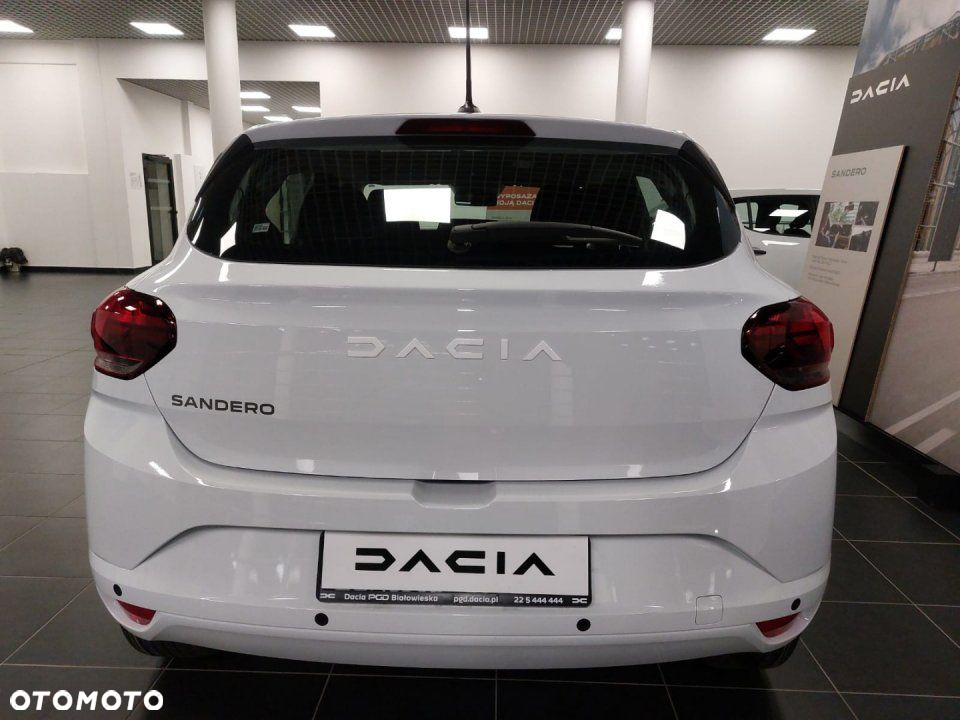 Dacia Sandero - 5