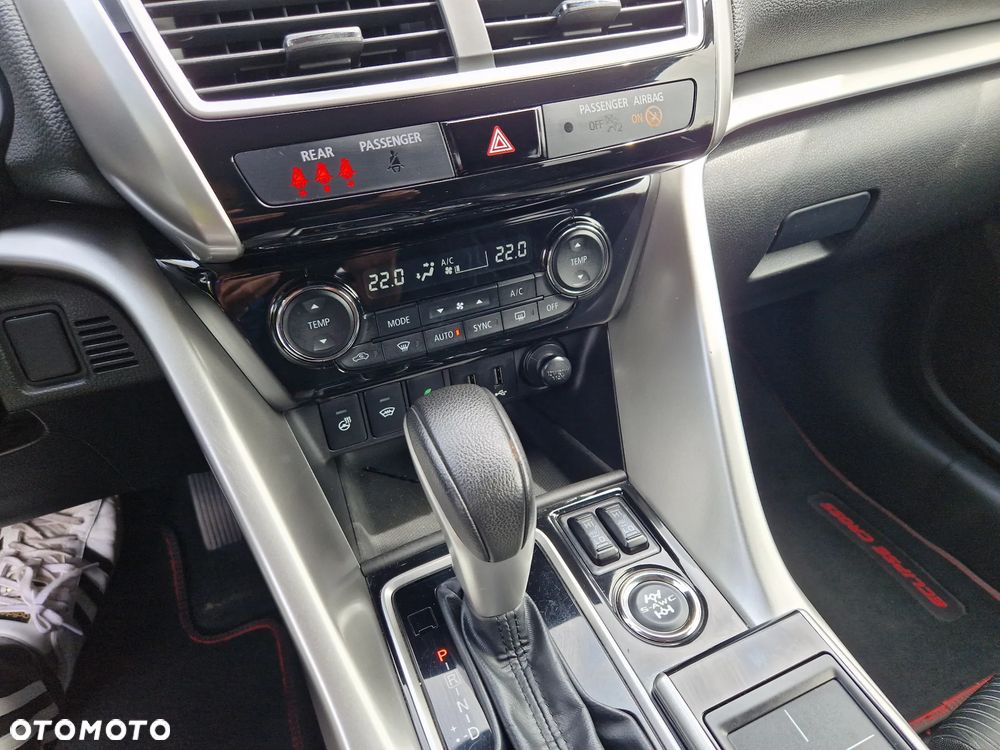 Mitsubishi Eclipse Cross 1.5 T GPF Intense Plus CVT 4WD - 16