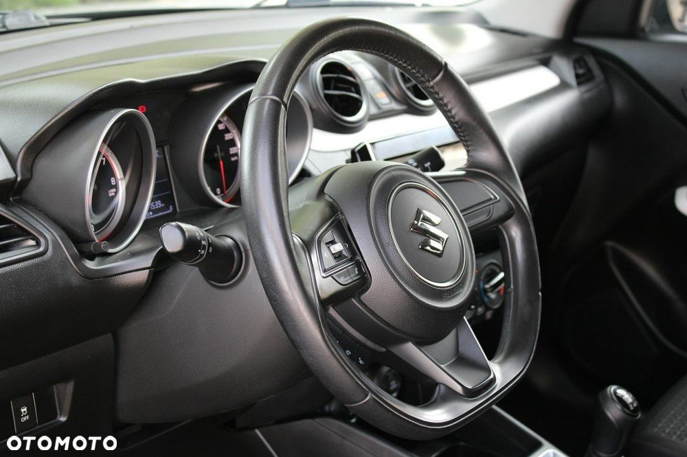 Suzuki Swift 1.2 Premium - 24