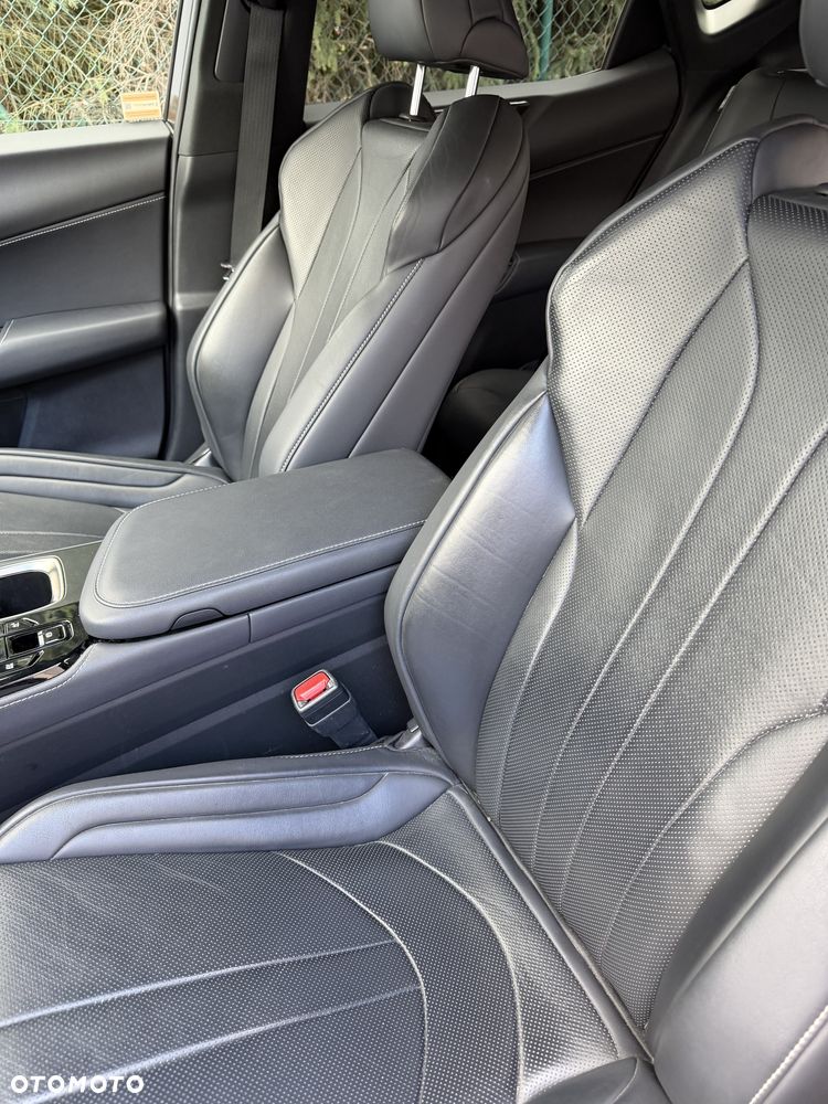 Lexus NX - 16