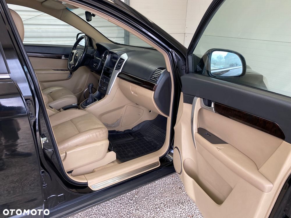 Chevrolet Captiva 2.0 d High - 13