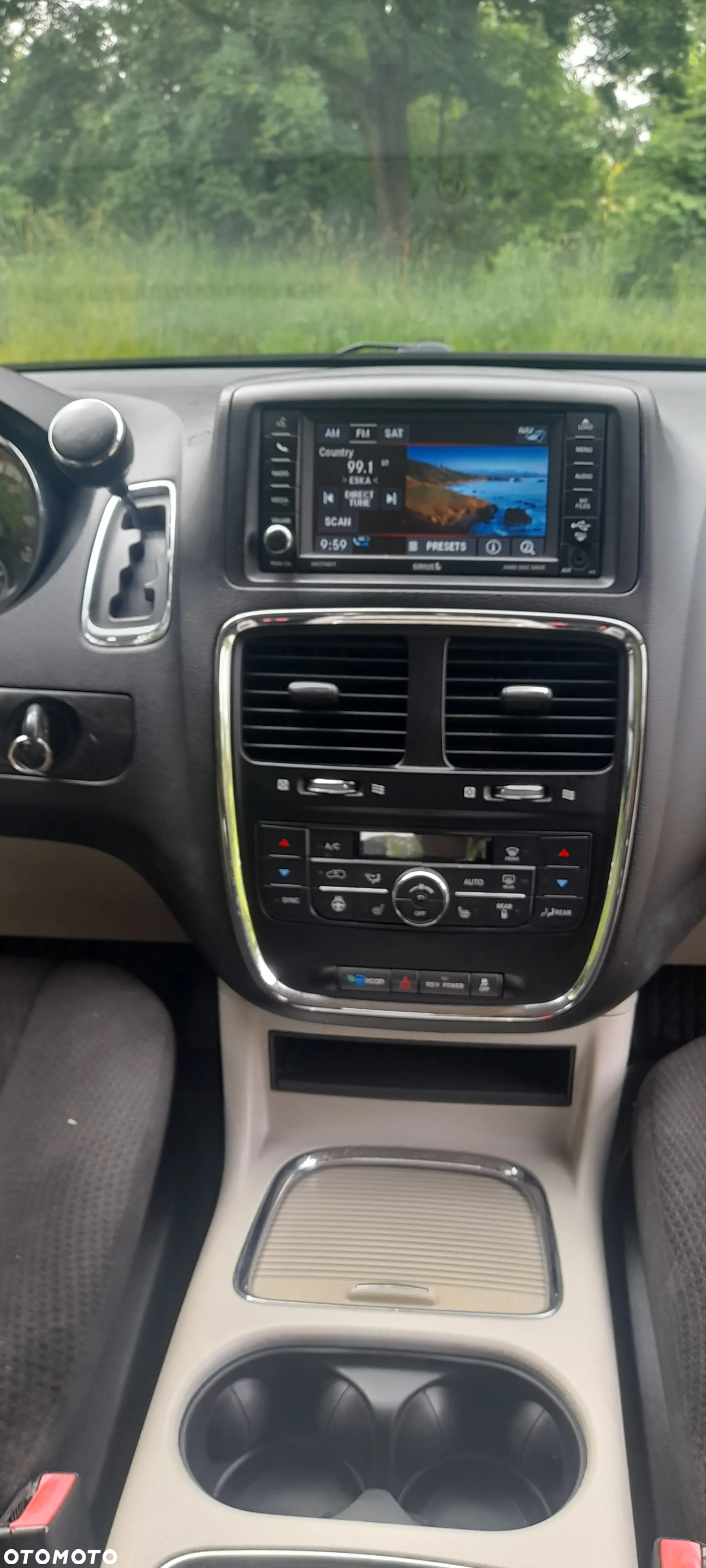 Dodge Grand Caravan 3.6 R/T - 12