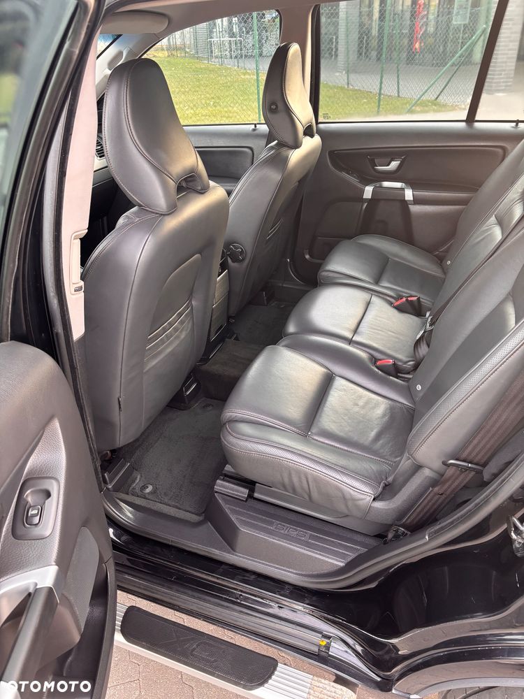Volvo XC 90 - 13