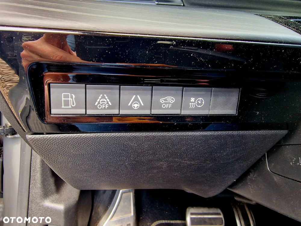 Peugeot 508 1.6 PureTech HYbrid4 Sport Engineered EAT8 - 21