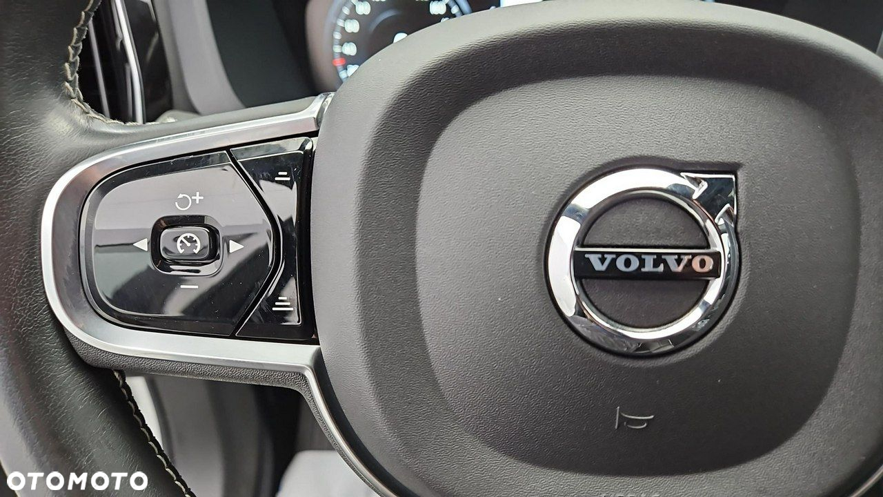 Volvo XC 60 - 16