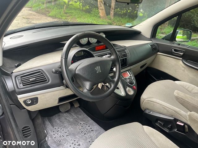 Peugeot 807 140 Automatik Premium - 9
