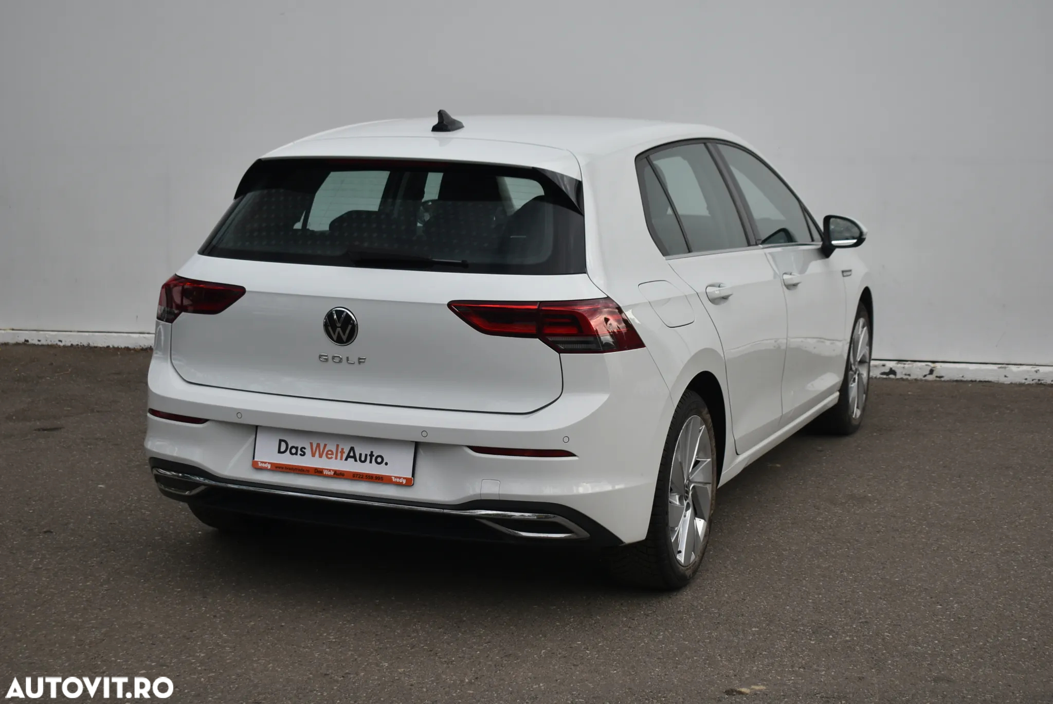 Volkswagen Golf 2.0 TDI DSG Style - 27