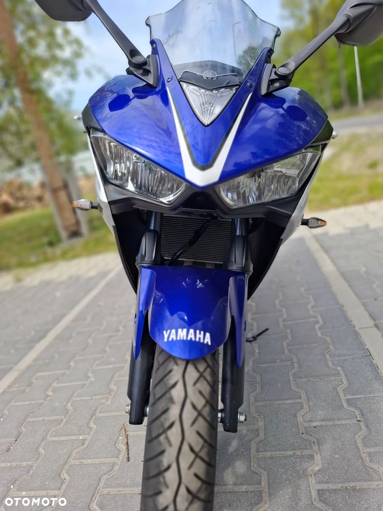 Yamaha YZF - 15