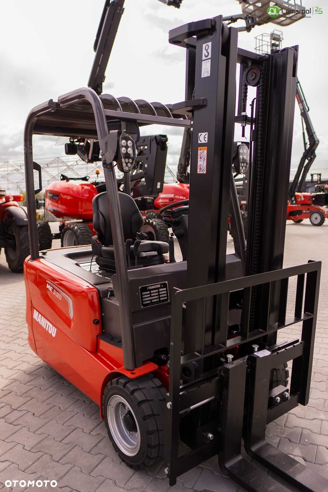 Manitou ME320 - 4