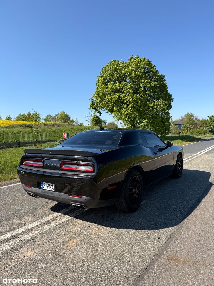 Dodge Challenger 5.7 R/T - 5