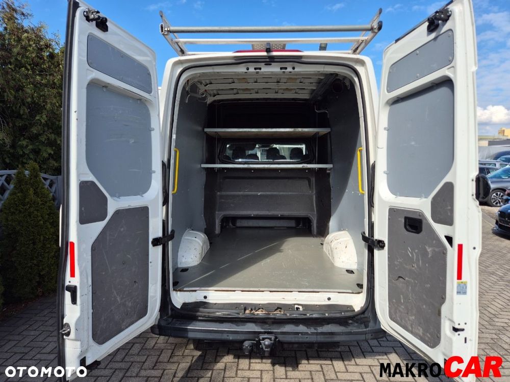 Volkswagen Crafter - 14