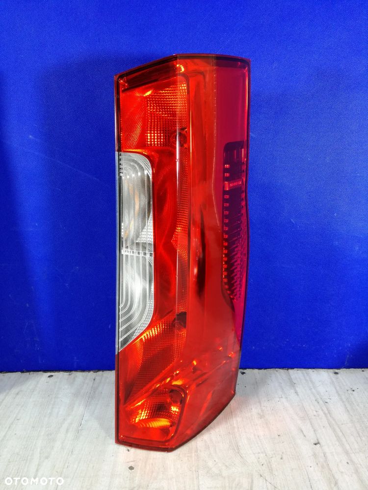 Mercedes Sprinter W907 W910 lampa reflektor lewa prawa tył tylna 18/24 - 4