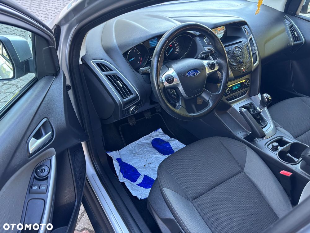 Ford Focus 1.0 EcoBoost STart-Stopp-System TITANIUM - 17