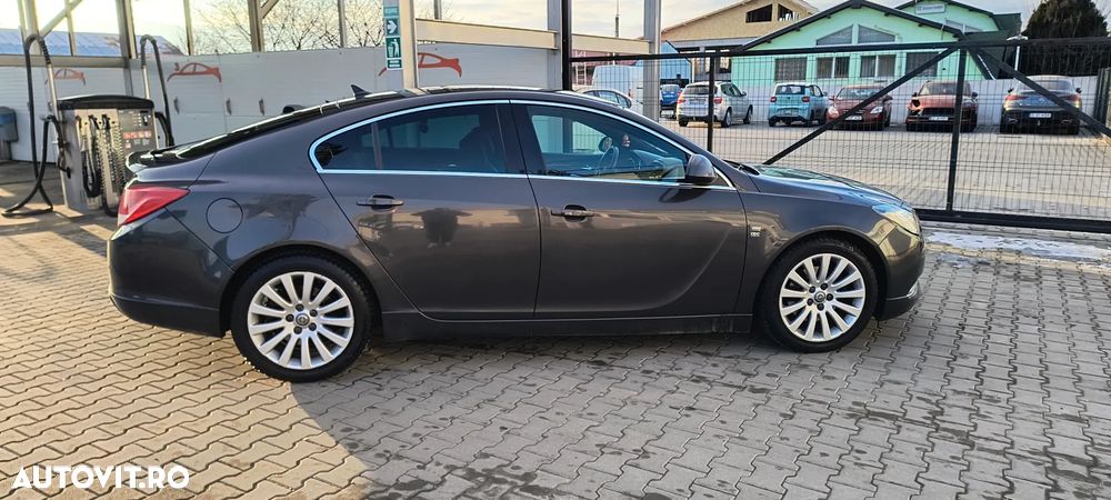 Opel Insignia 2.0 CDTI ECOFLEX - 17
